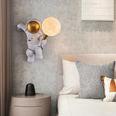 LED personality astronaut moon  wall lamp-TI00442-Veeddydropshipping